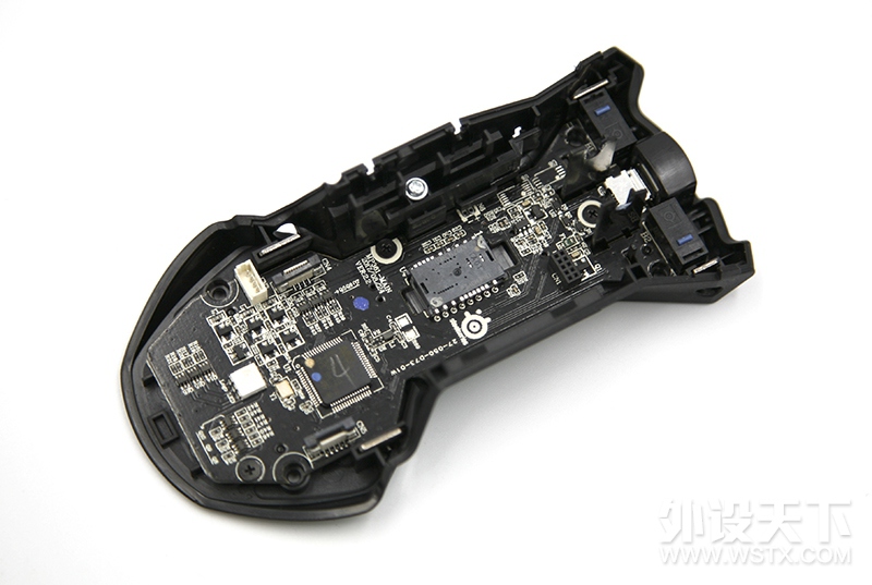 苦等一个季度的新旗舰 赛睿Rival 600开箱&拆解