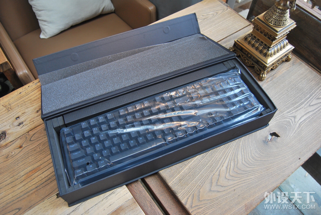 樱桃RGB轴键盘又一选择——Fühlen 富勒 G900S RGB 键盘