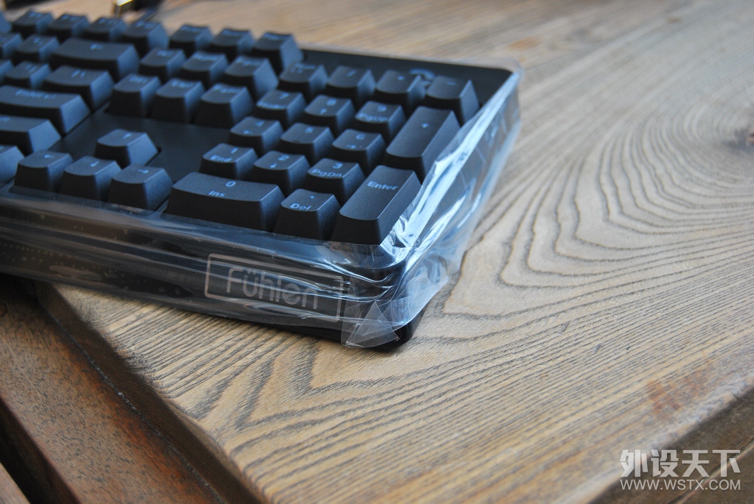 樱桃RGB轴键盘又一选择——Fühlen 富勒 G900S RGB 键盘