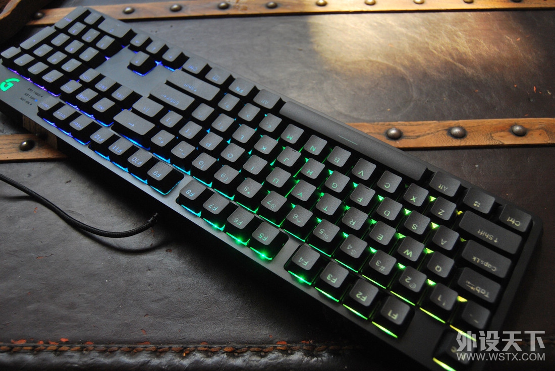 樱桃RGB轴键盘又一选择——Fühlen 富勒 G900S RGB 键盘