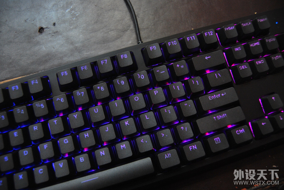 樱桃RGB轴键盘又一选择——Fühlen 富勒 G900S RGB 键盘