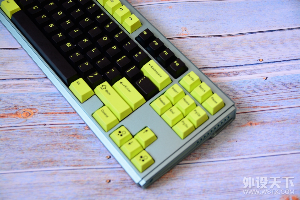 请给我一瓶解药—JTK TOXIC上装照