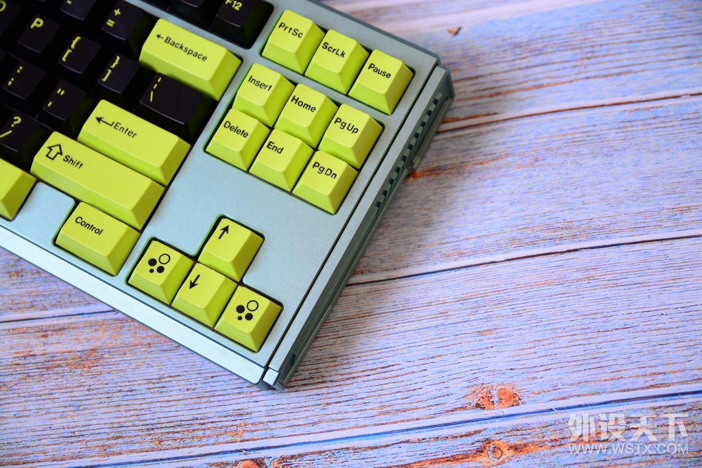 请给我一瓶解药—JTK TOXIC上装照