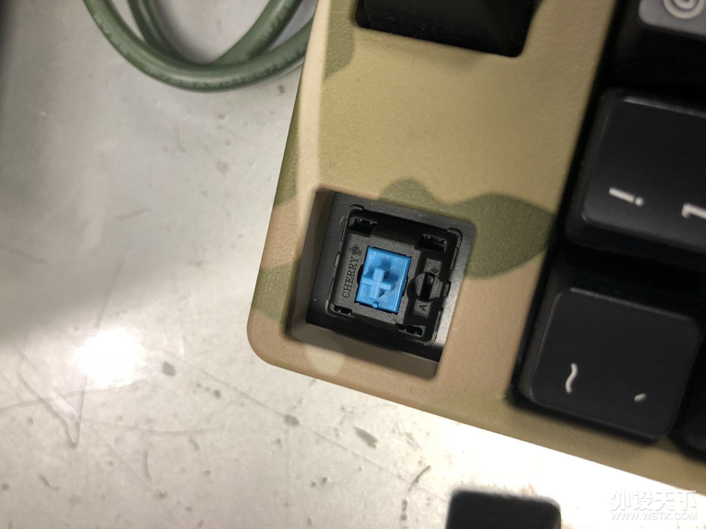 【杭州】清理一波 整机 ROG PG258Q  菲尔可迷彩87青 POKR2金属壳青轴  GSP350 蝰蛇