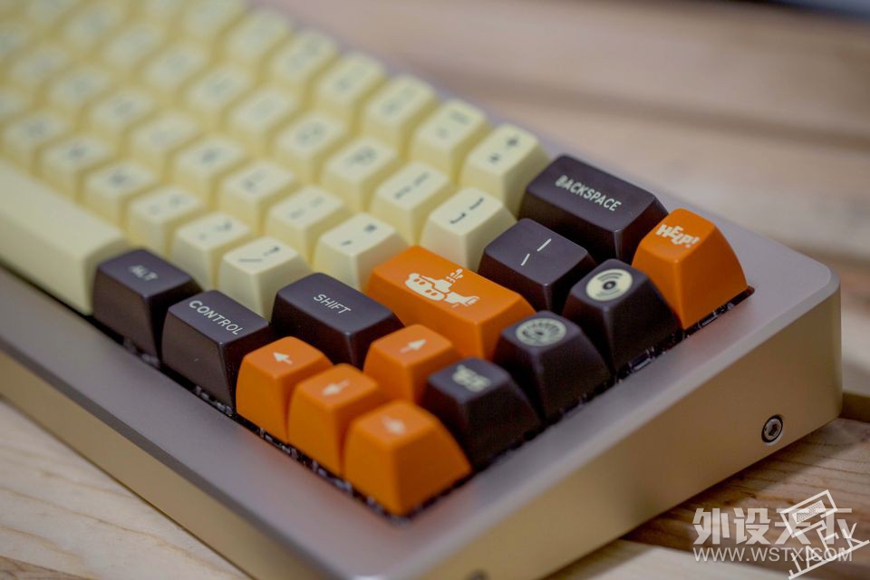 225326i2v2k8dk54zl8ugz.jpg