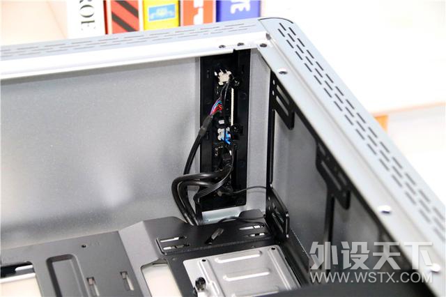 机箱中的简约派，酷冷至尊MasterBox Ms600体验