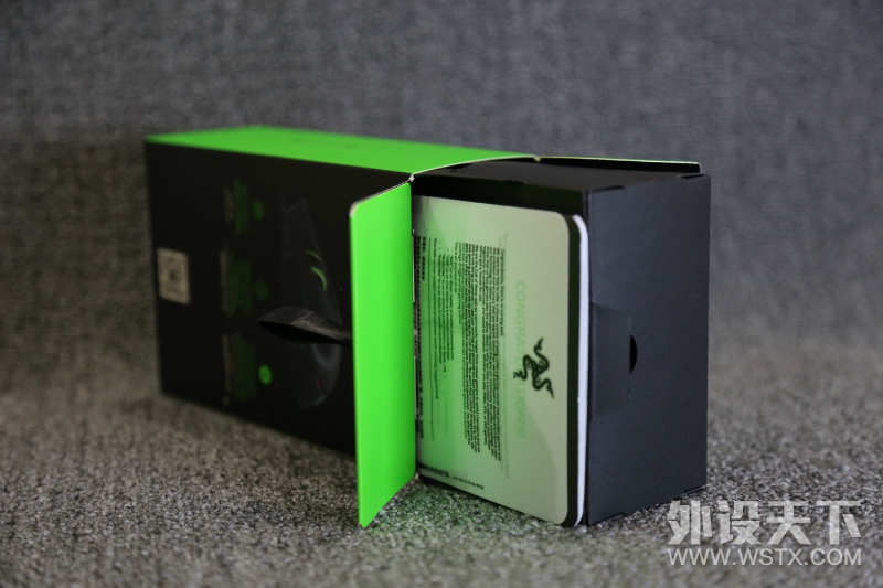 鼠标界的“黄金组合”——RAZER锐蝮蛇竞技版开箱评测