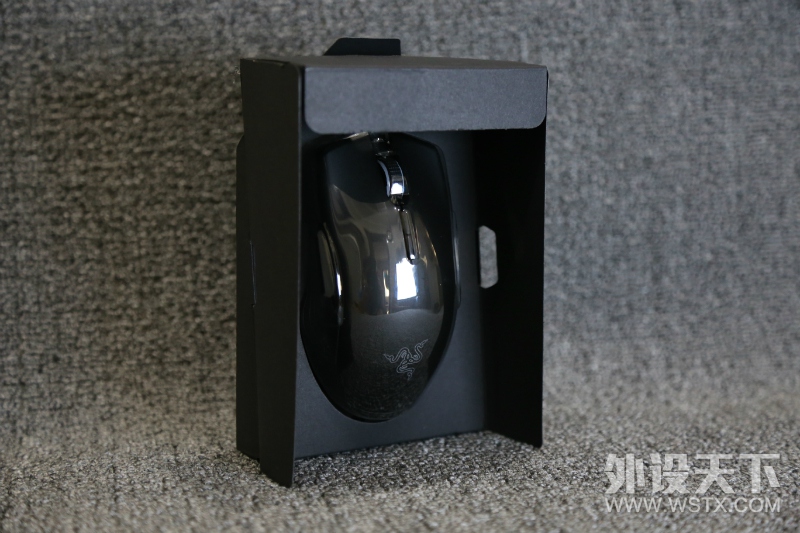 鼠标界的“黄金组合”——RAZER锐蝮蛇竞技版开箱评测