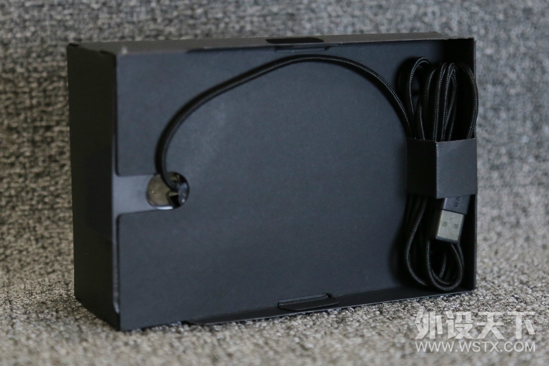 鼠标界的“黄金组合”——RAZER锐蝮蛇竞技版开箱评测