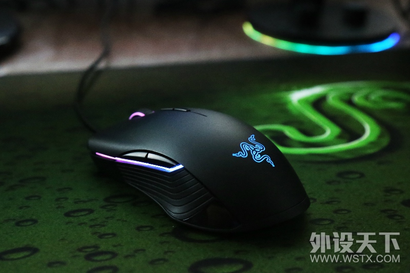 鼠标界的“黄金组合”——RAZER锐蝮蛇竞技版开箱评测