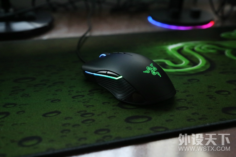 鼠标界的“黄金组合”——RAZER锐蝮蛇竞技版开箱评测