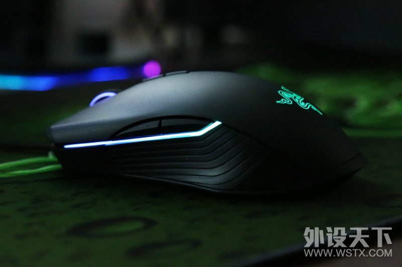 鼠标界的“黄金组合”——RAZER锐蝮蛇竞技版开箱评测
