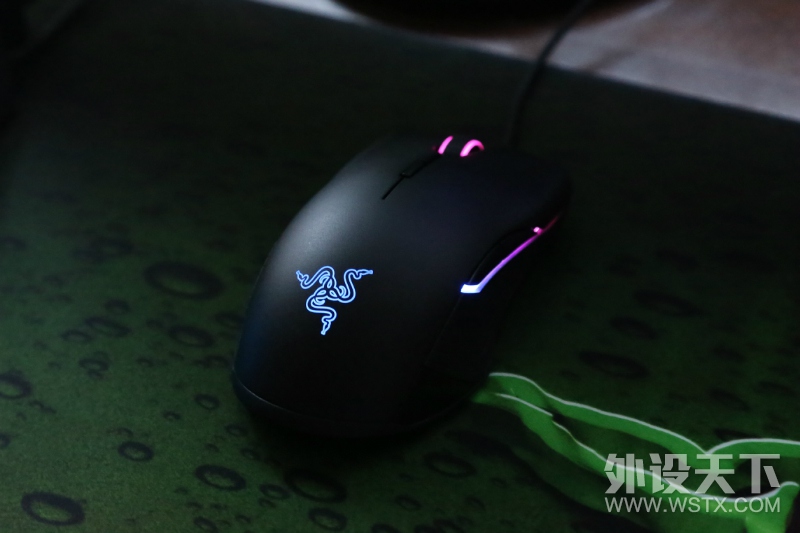鼠标界的“黄金组合”——RAZER锐蝮蛇竞技版开箱评测