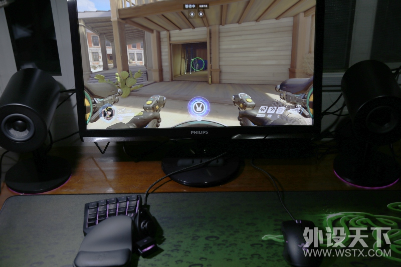 鼠标界的“黄金组合”——RAZER锐蝮蛇竞技版开箱评测