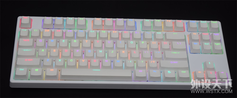 感受无线RGB的魅力 GANSS GS87-D RGB键盘