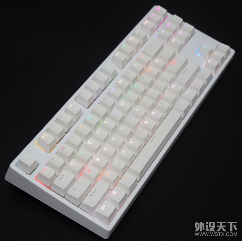感受无线RGB的魅力 GANSS GS87-D RGB键盘