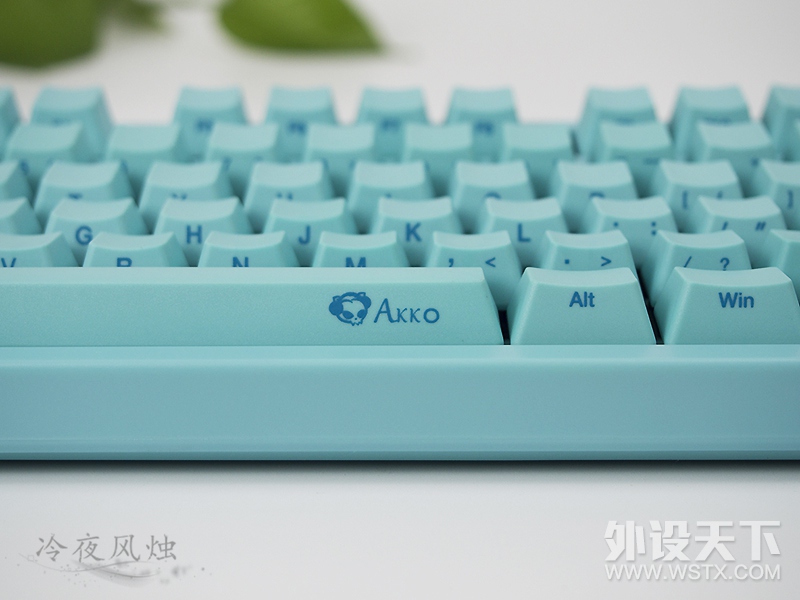 【风烛】轻触·那一抹色彩-AKKO×DUCKY 3108键盘&AG325薄荷青键鼠简评