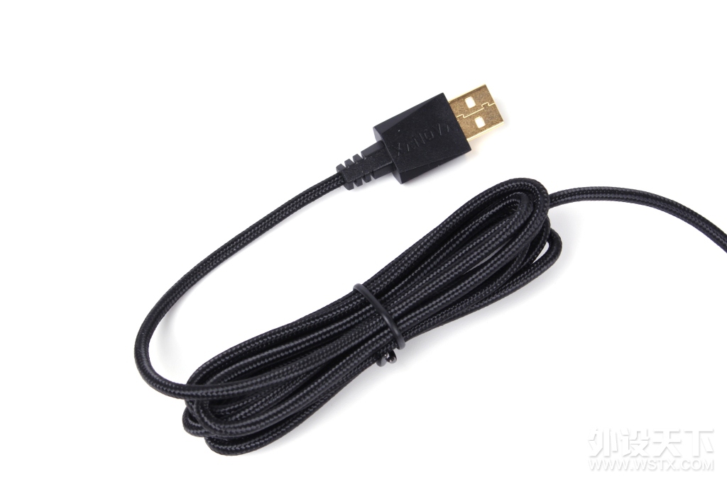 星极XANOVA 灵机XM380PRO游戏鼠标+星夜XP330P-S树脂垫评测