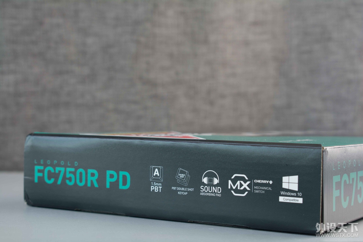 加入毒坛一年半，喜提大L——Leopold FC750R PD赤色限定