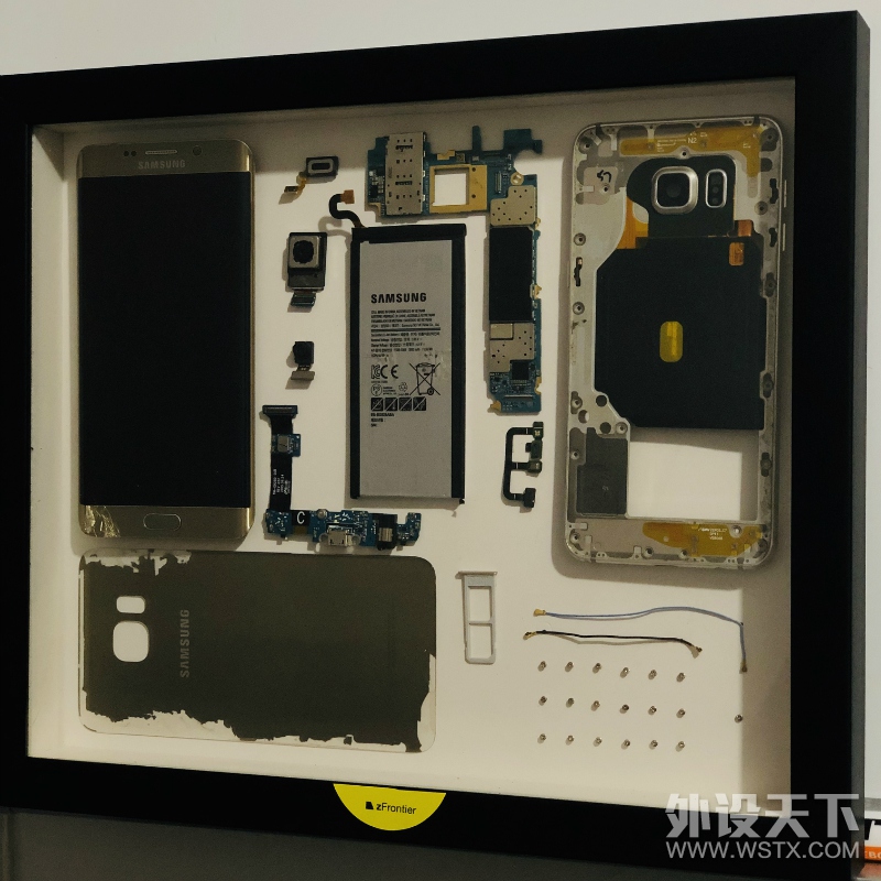 旧王退位，新皇登基