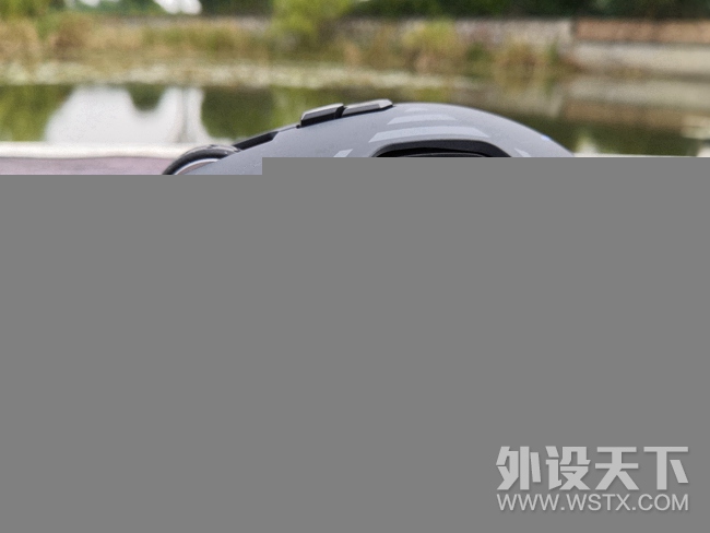 我认为今年“国产旗舰鼠皇”名号的最具实力竞争者——多彩M628  重回高端游戏界的先锋