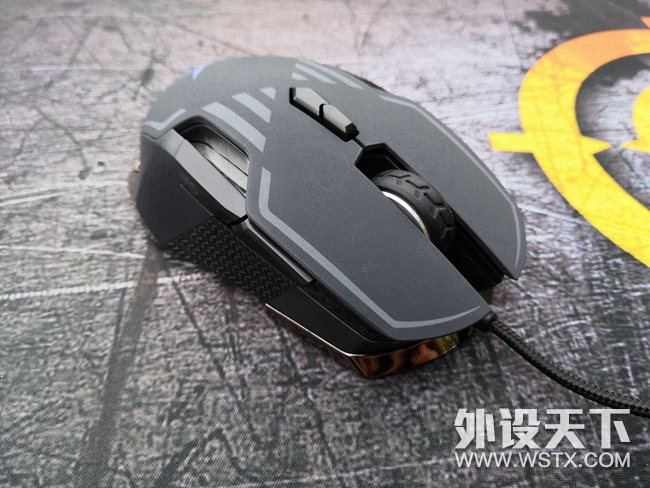 我认为今年“国产旗舰鼠皇”名号的最具实力竞争者——多彩M628  重回高端游戏界的先锋