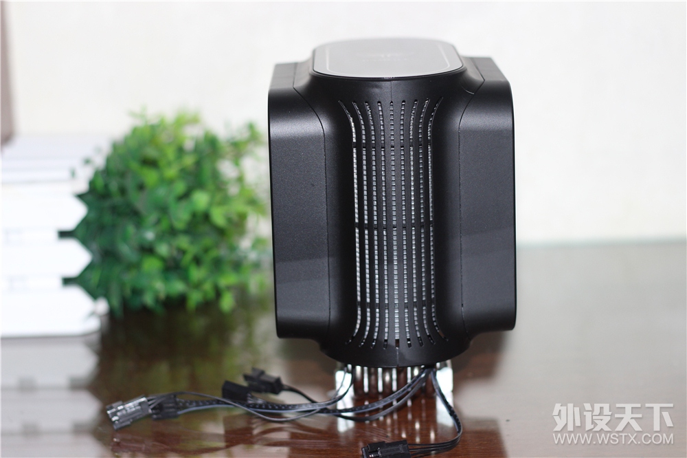 6热管、双RGB风扇，超频三 东海GI-D66A CPU散热器试玩