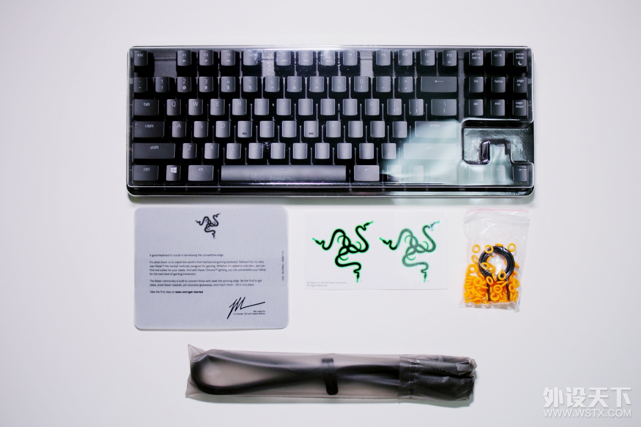 Work and Play——雷蛇黑寡妇蜘蛛轻装版开箱评测