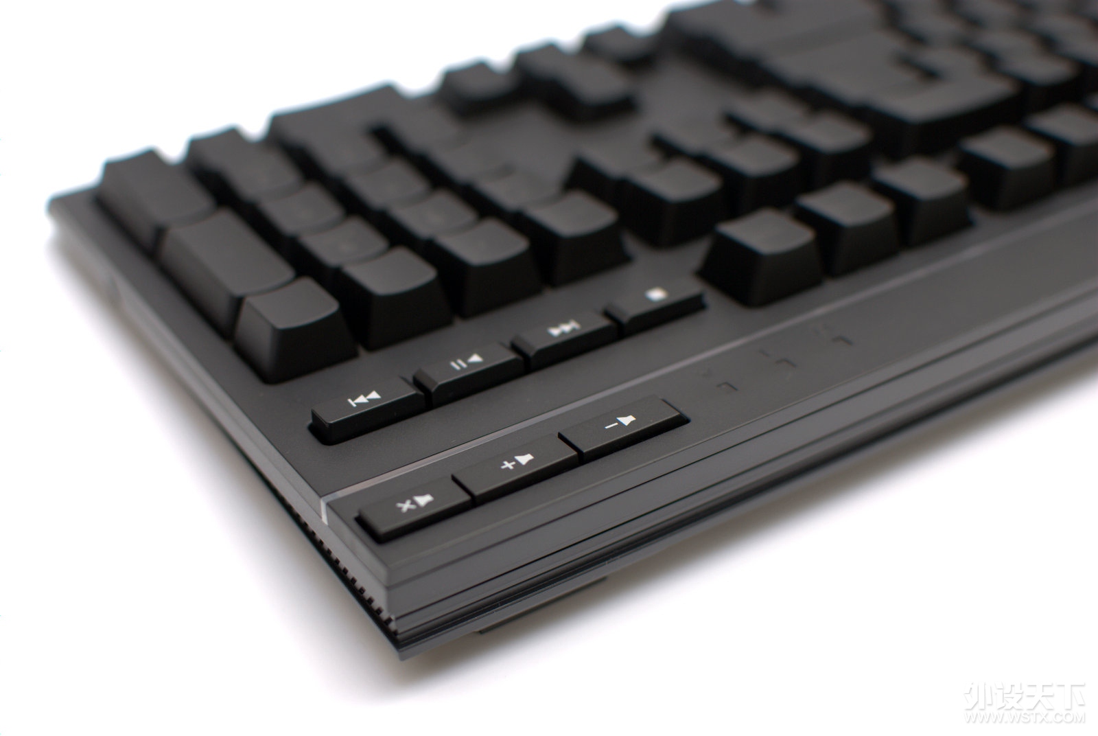 Hyperx alloy core魅影与Pulsefire Core脉冲拆解展示