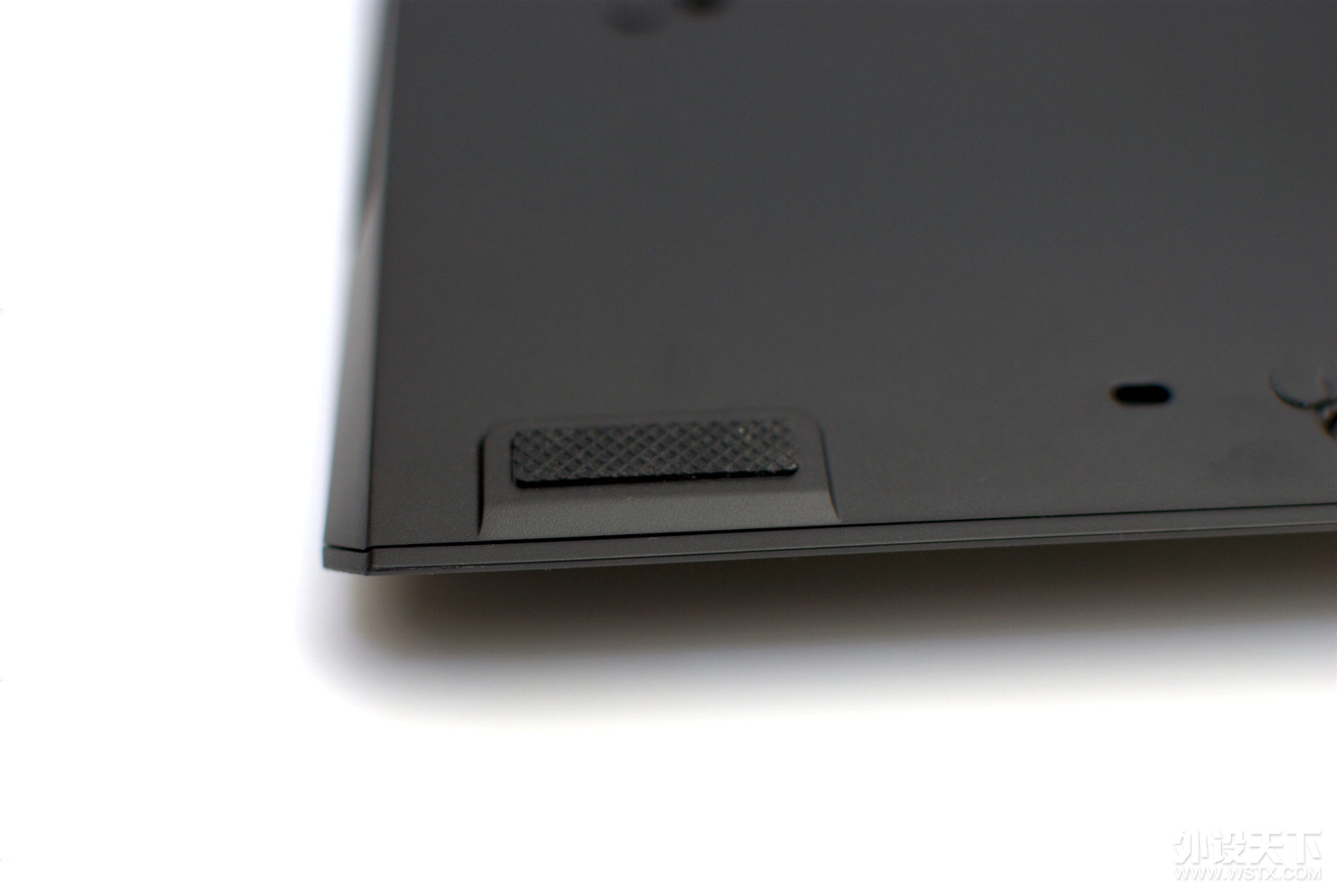 Hyperx alloy core魅影与Pulsefire Core脉冲拆解展示