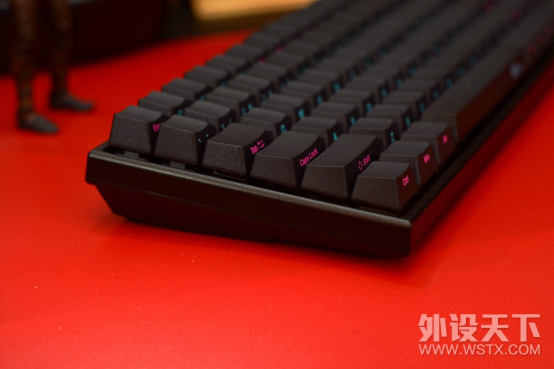 紧凑的84配列，Akko×Ducky Zero3084午夜机械键盘开箱