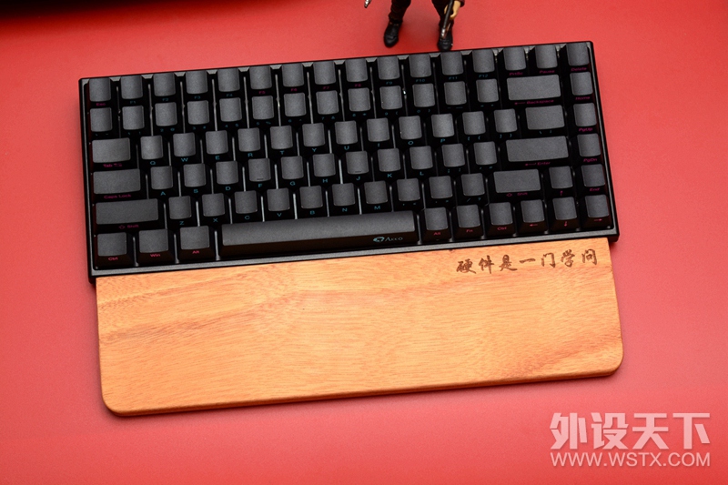 紧凑的84配列，Akko×Ducky Zero3084午夜机械键盘开箱