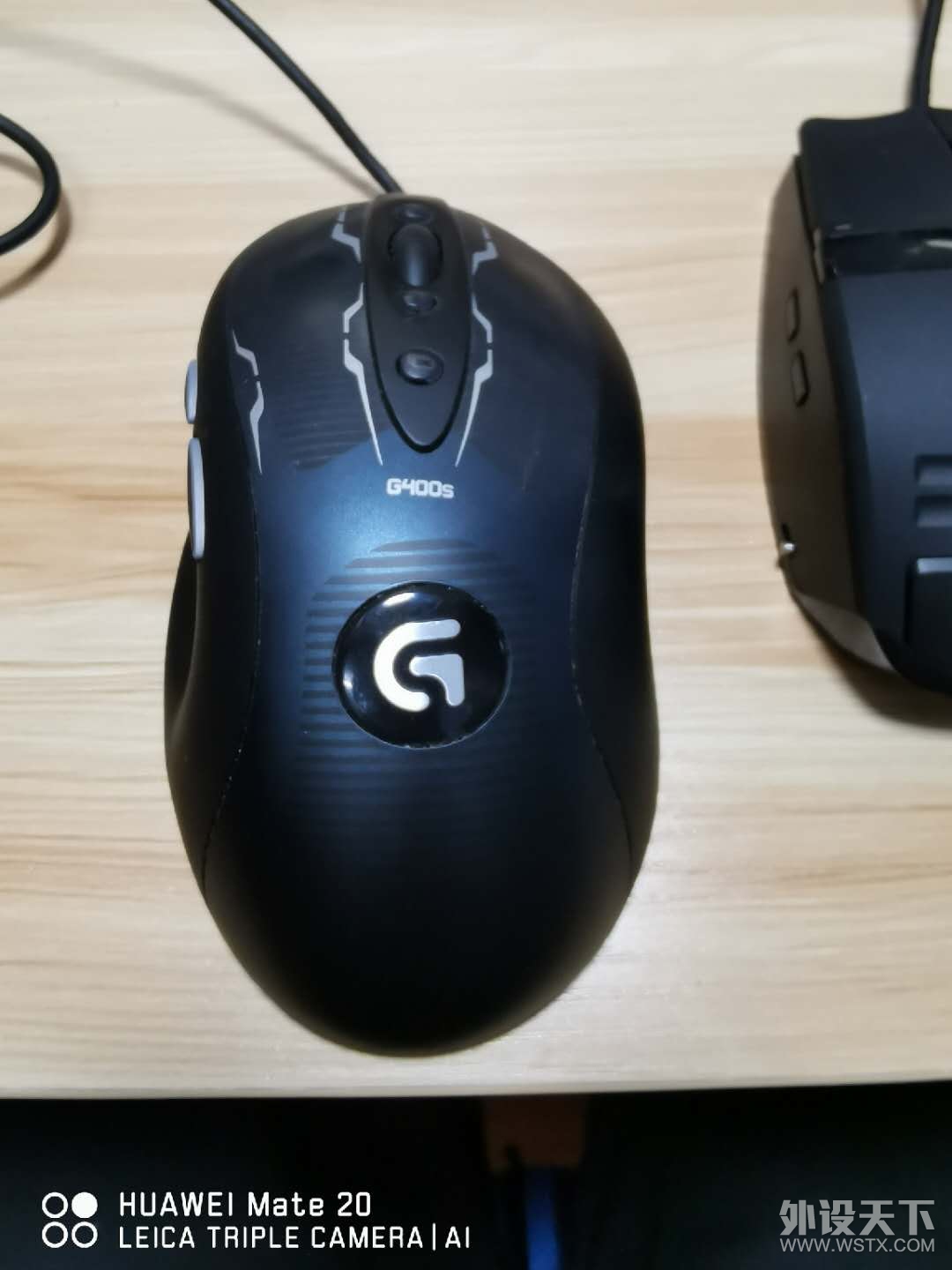 出三个鼠标 g400s，pro mouse（g9x复刻，g303