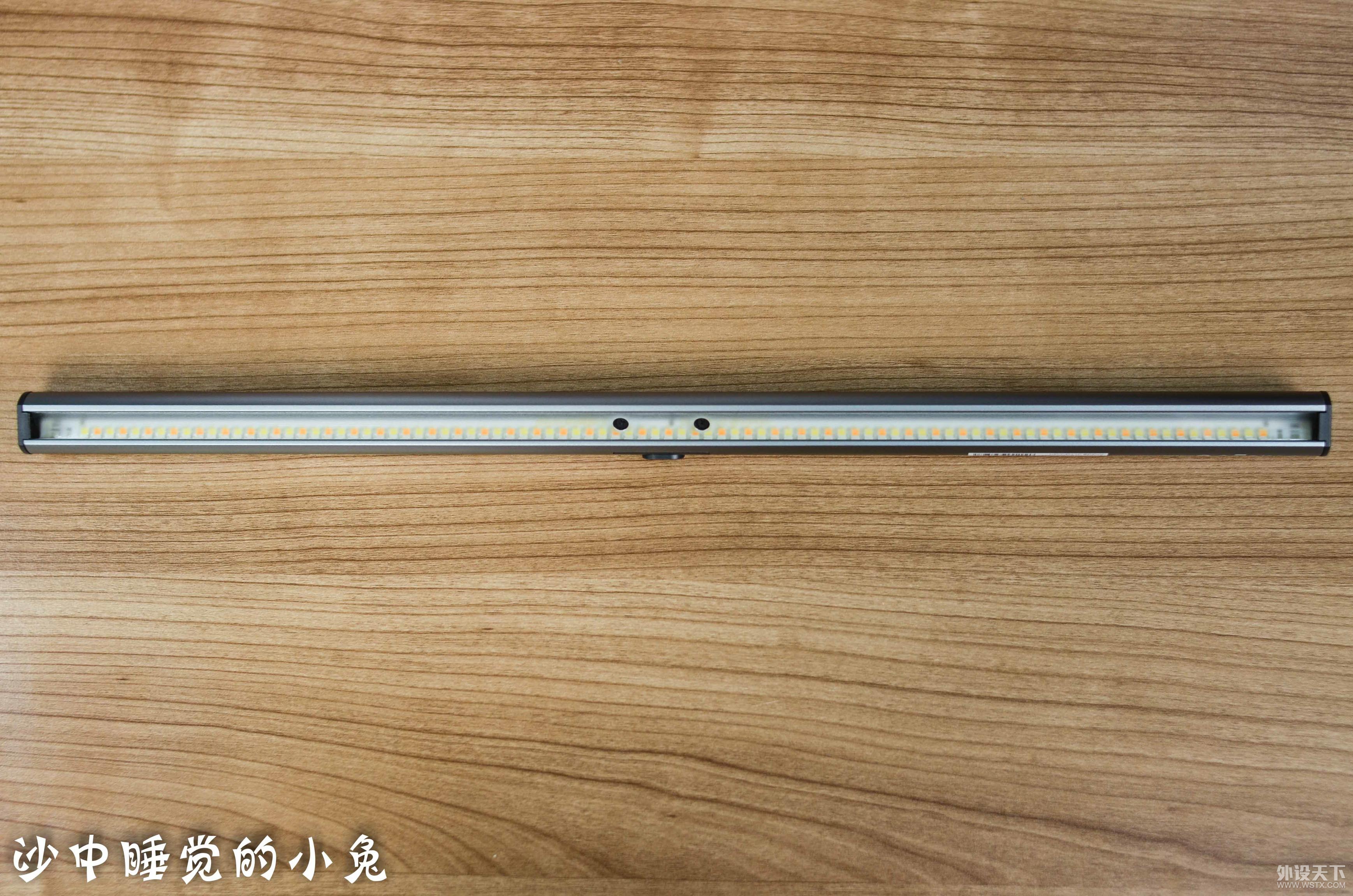 真的有用还是人傻钱多？Benq ScreenBar Plus屏幕智能挂灯开箱评测