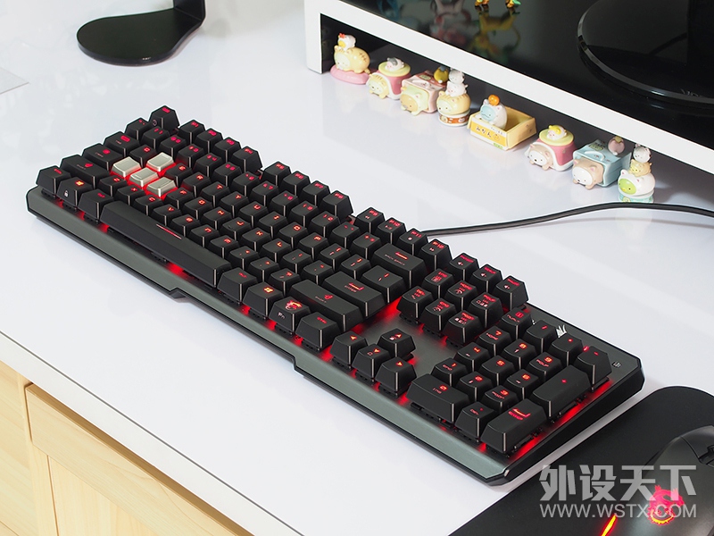 【风烛】披鳞请『键』·御龙九天-微星VIGOR GK60键盘评测