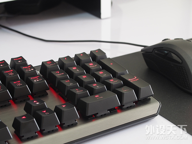 【风烛】披鳞请『键』·御龙九天-微星VIGOR GK60键盘评测