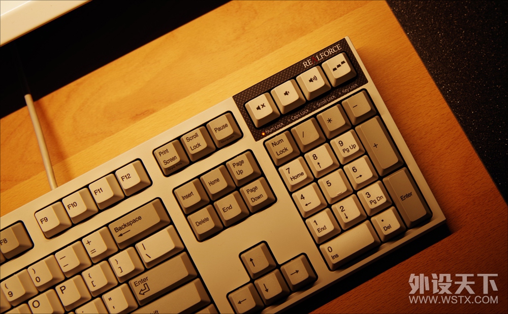 平凡一世, 不凡一生, REALFORCE x PFU 联名版