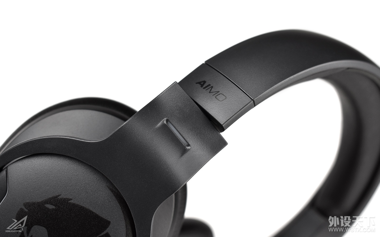 ROCCAT Khan AIMO - 008.jpg