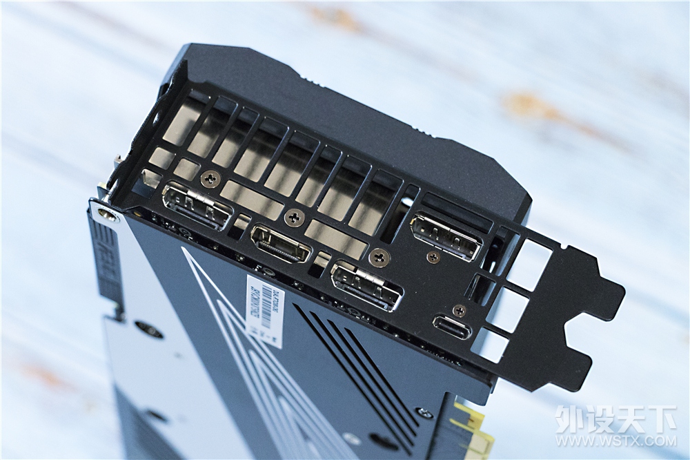 DIY信仰充值！华硕RTX2080显卡首测