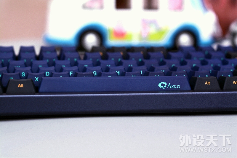 细节做的不错，AKKO Ducky 3108SP地平线侧刻机械键盘开箱