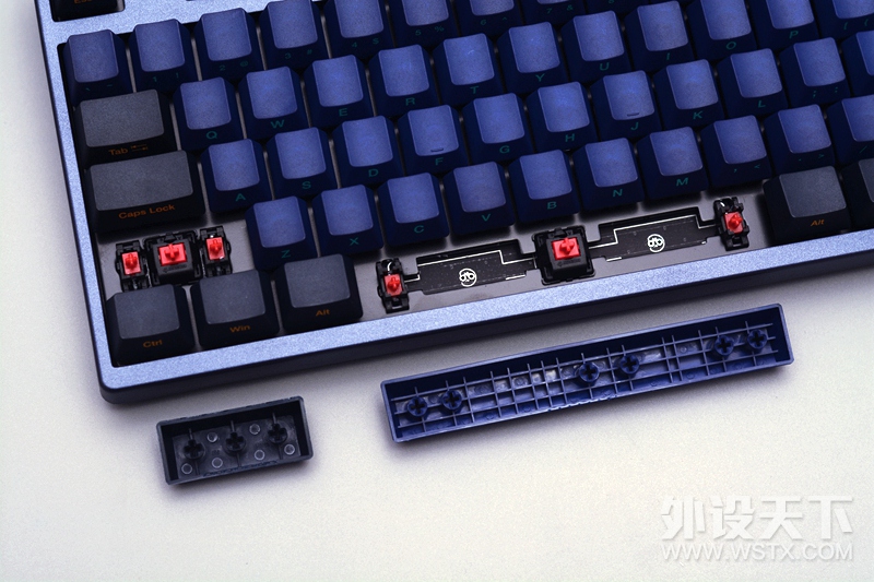 细节做的不错，AKKO Ducky 3108SP地平线侧刻机械键盘开箱