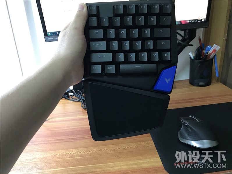 雷柏V550RGB晒单