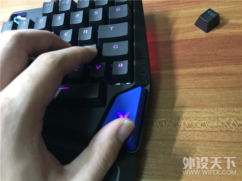 雷柏V550RGB晒单