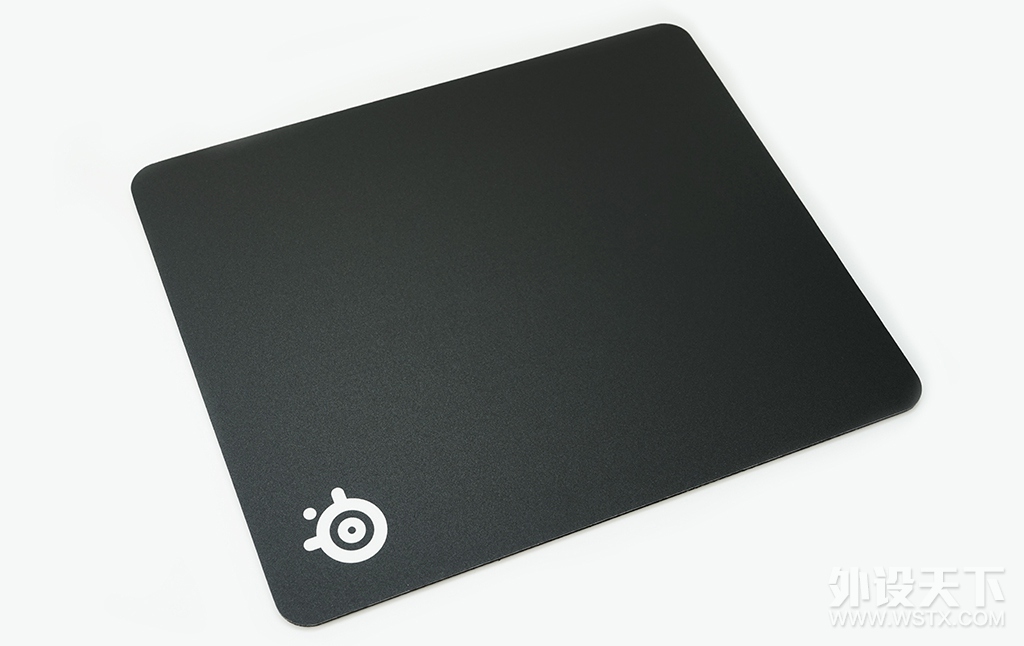 赛睿SteelSeries QcK Hard树脂硬面电竞游戏鼠标垫开箱评测