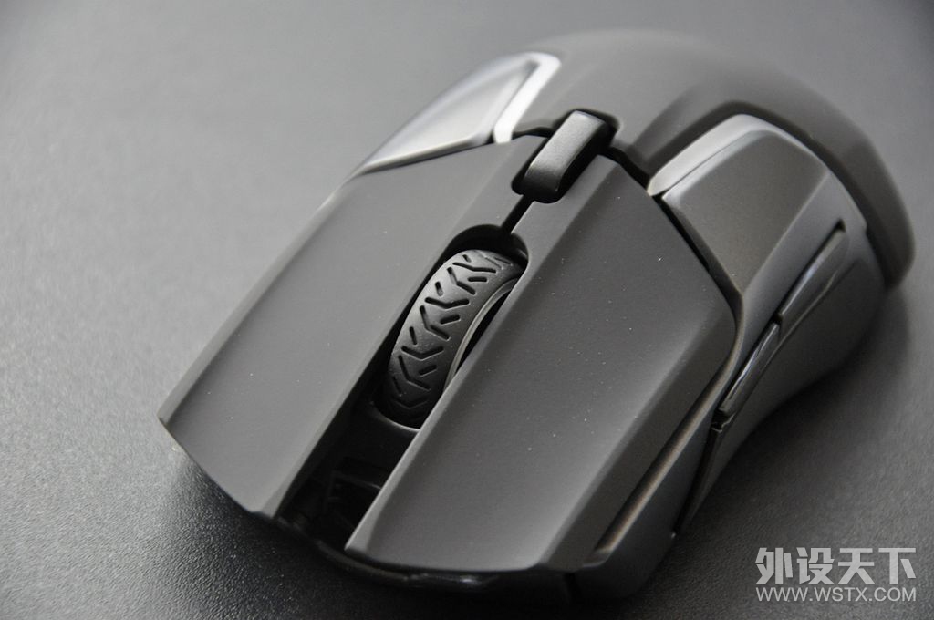 无线走位真的很流畅，赛睿RIVAL 650双模鼠标评测