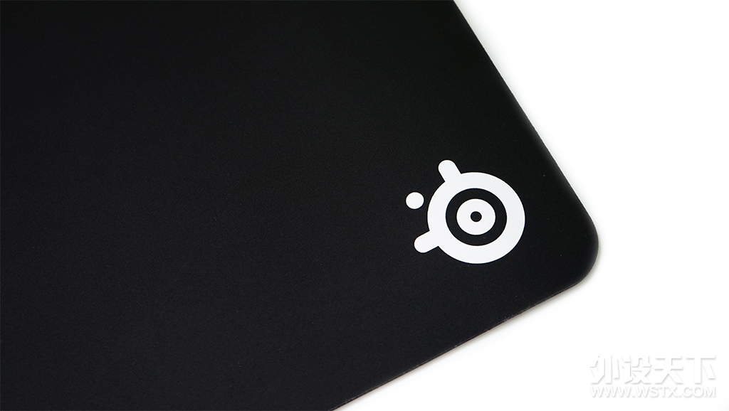 赛睿SteelSeries QcK Heavy XXL超大布面电竞游戏鼠标垫开箱评测