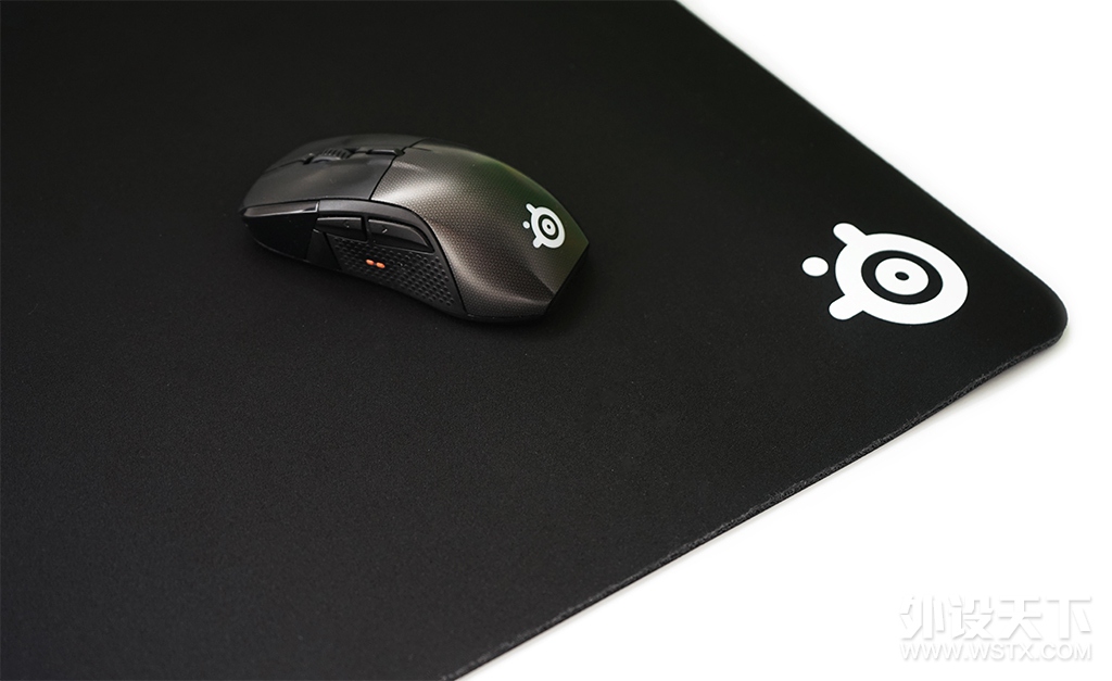 赛睿SteelSeries QcK Heavy XXL超大布面电竞游戏鼠标垫开箱评测