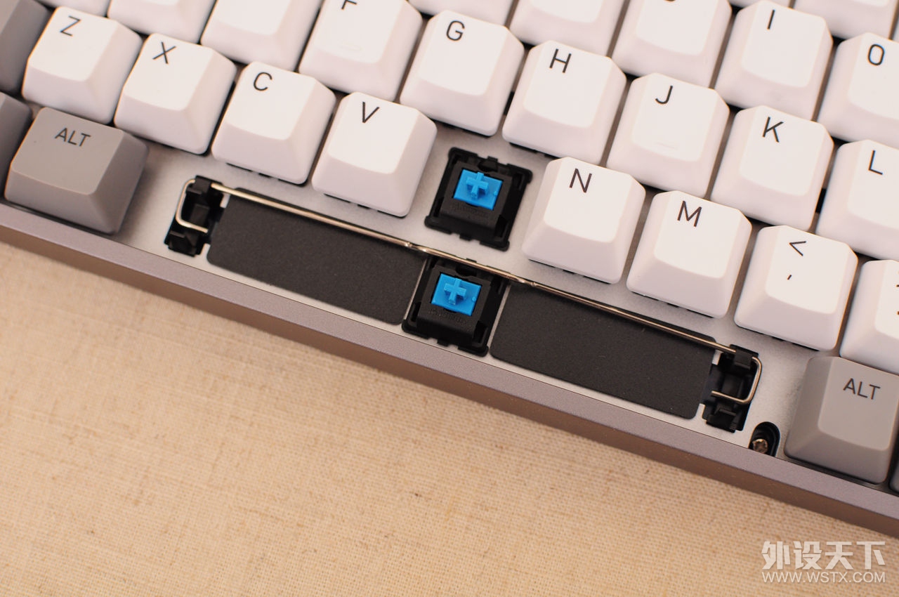 给女王的520礼物，iQunix F96青轴版体验分享