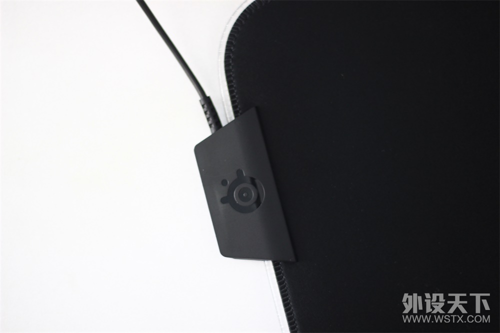 【單擺出品】赛睿QCK系列RGB鼠标垫隆重登场