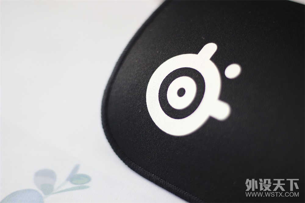 【單擺出品】赛睿QCK系列RGB鼠标垫隆重登场